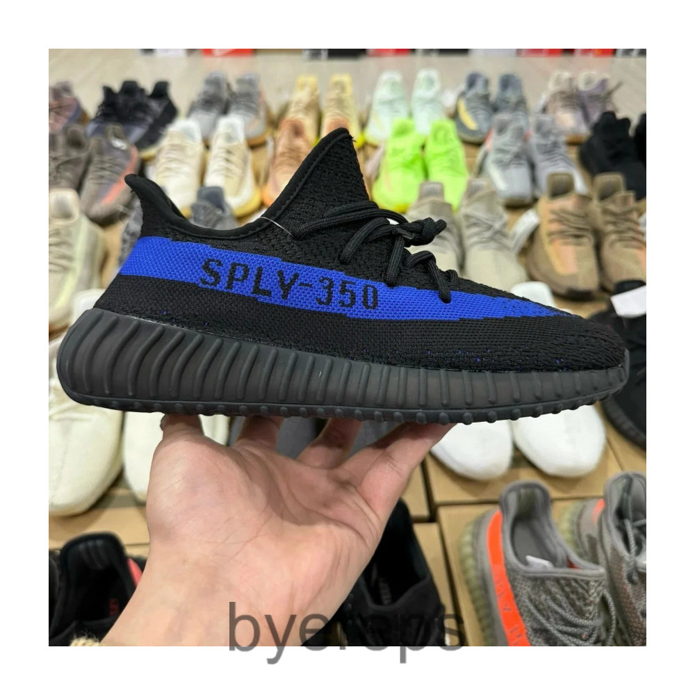 Adidas Yeezy 350 — photo 2 of 4