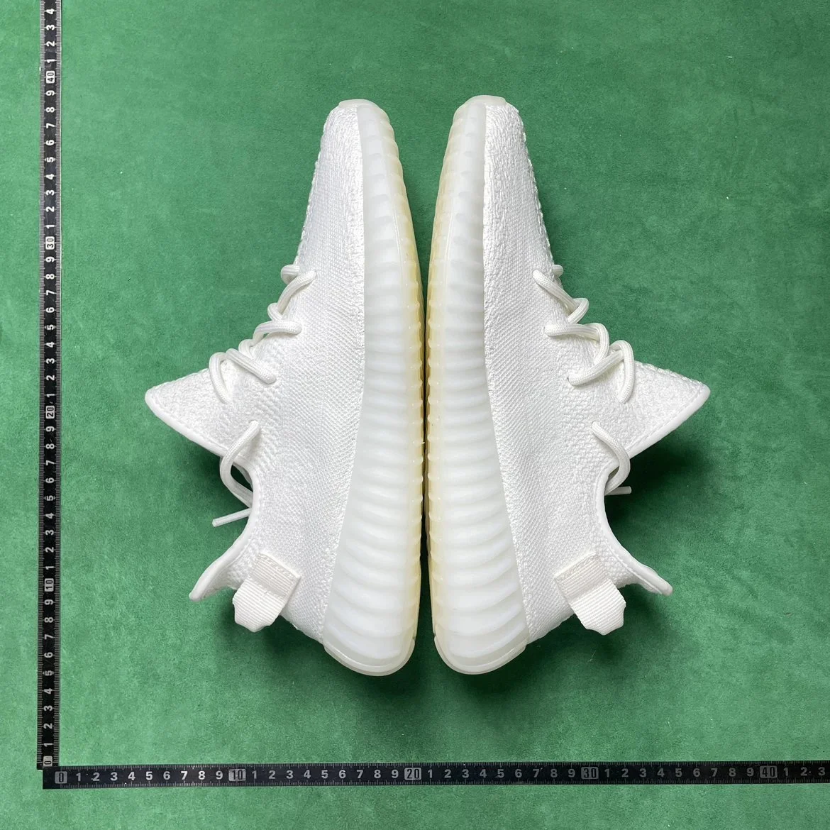 Yeezy Boost 350 V2