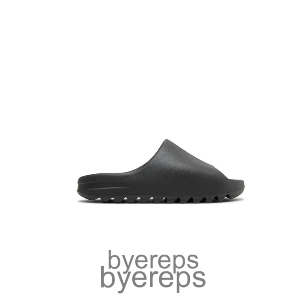 Yeezy Slides Onyx (Matte Upper)